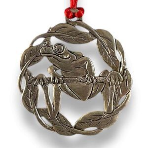 Tree Frog Ornament Pewter Leaf Wreath Metallic Decorative Ornament Frog Lover 3”